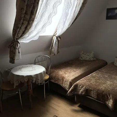 Hanusina Chałupa Wynajem Pokoi